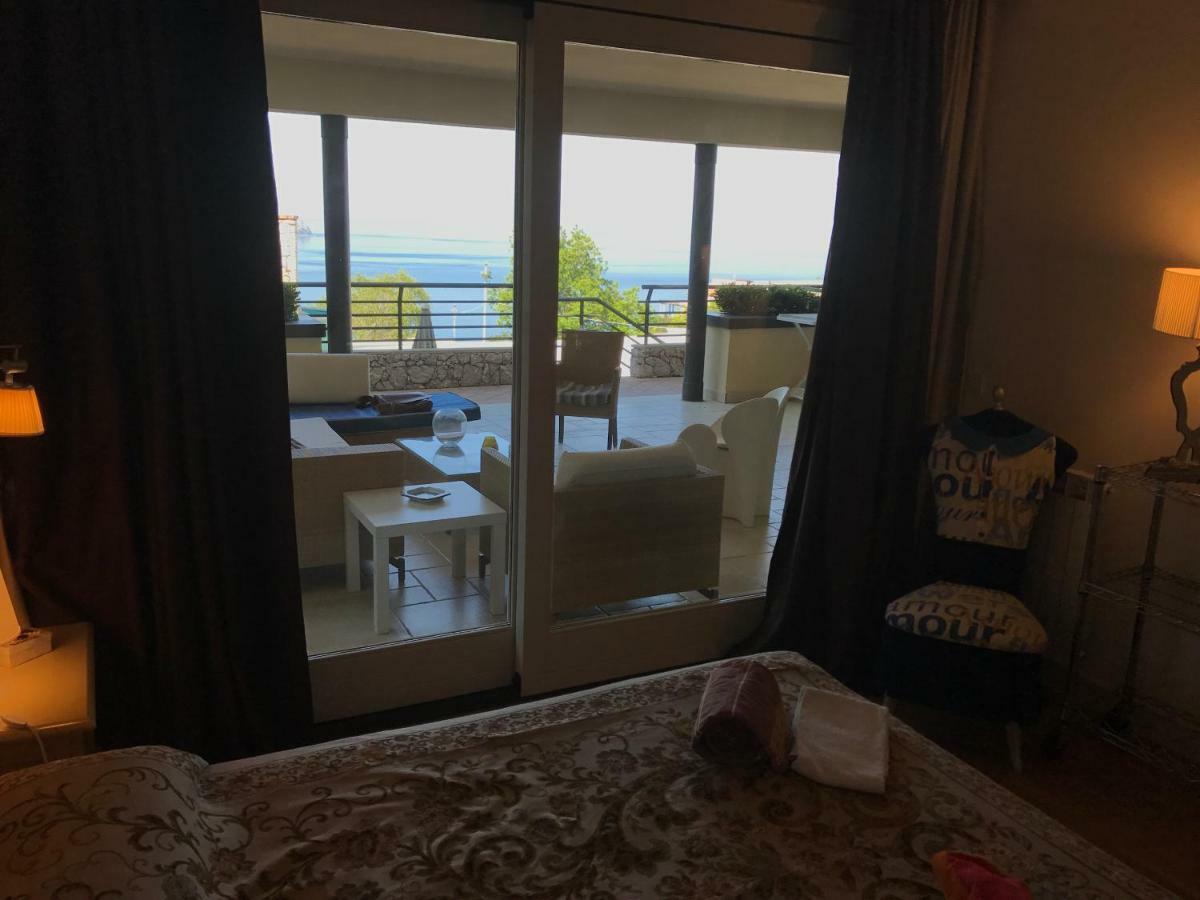Taormina Chic Apartment Exterior photo